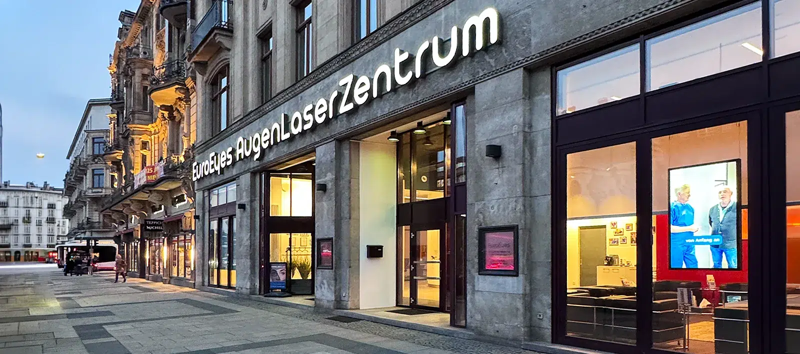 header wiesbaden aussen2